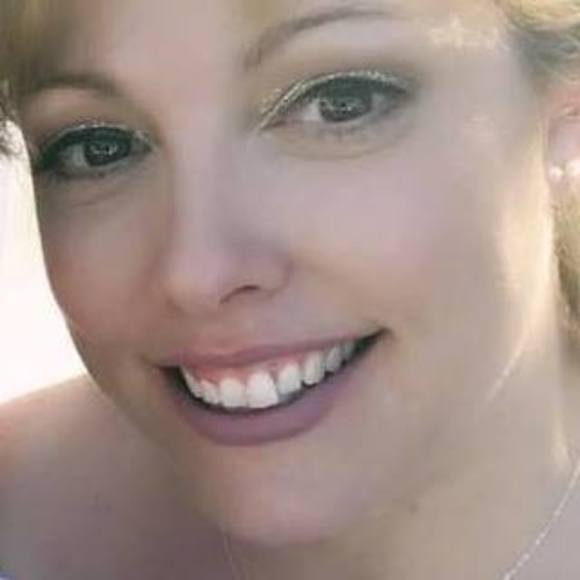 Meet your Posher, Kim - Picture 1 of 1